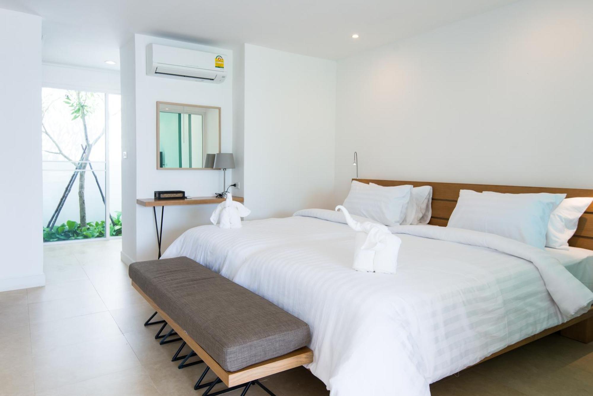 Seanery Beach Resort Bang Saphan Extérieur photo